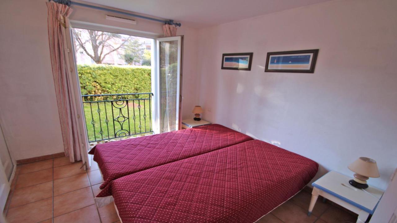 Port Marine Apartment Sainte-Maxime Exterior photo