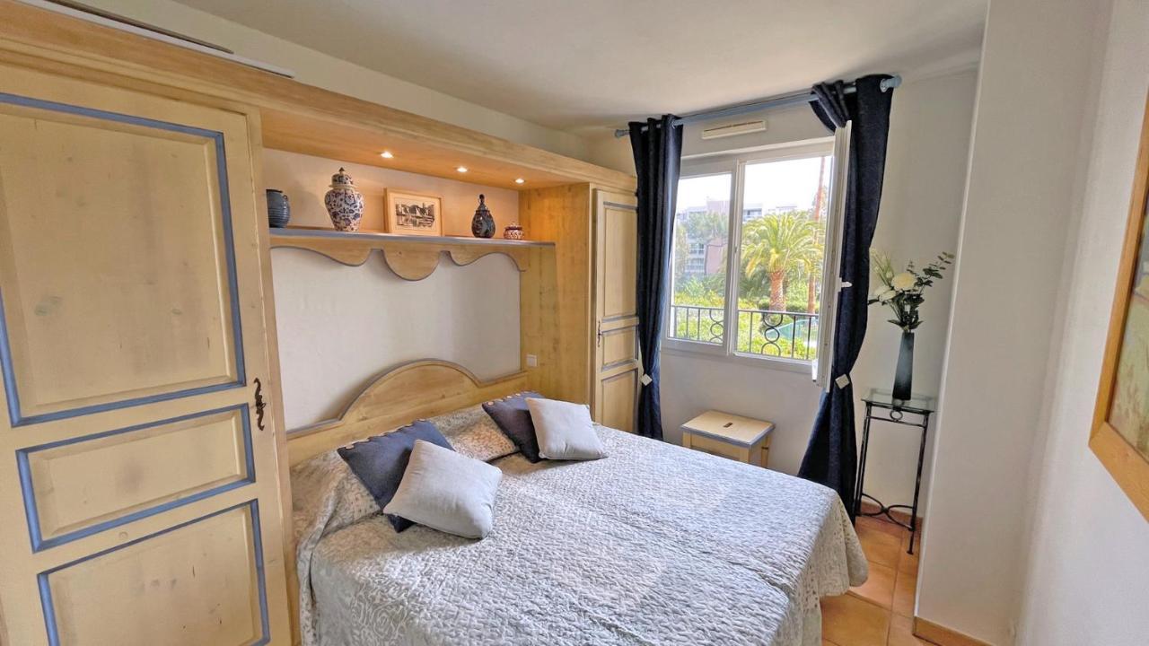 Port Marine Apartment Sainte-Maxime Exterior photo